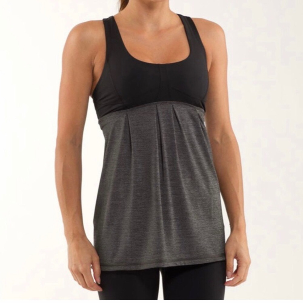 Lululemon 2 in 1 Run Your Heart Out Tank Top w/ Built in Support Bra Size 8-10